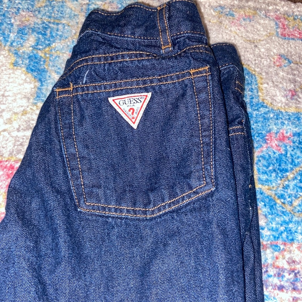Guess vintage 90s Y2K narrow leg Denim Jeans size 14 girls dark Wash blue logo